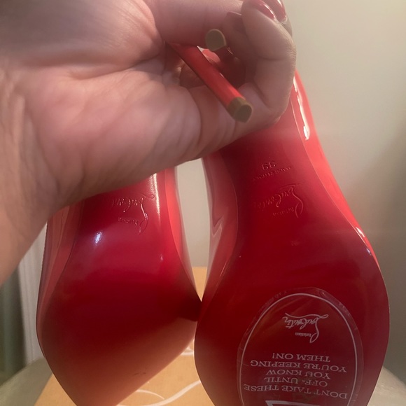 Authentic** Christian Louboutin Hot Chick 100 Patent Smoothie Pink size 39 - Picture 6 of 7